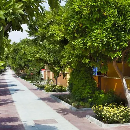 Otel Ozlem Garden Side