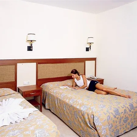 Otel Ozlem Garden 3*